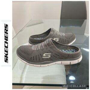 Skechers memory foam backless women’s sneakers size 8